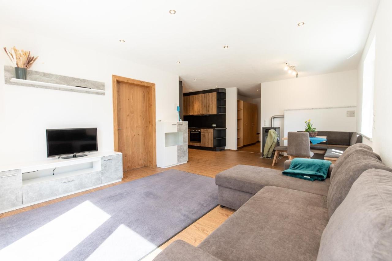 Ferienwohnung Pedit タルレンツ エクステリア 写真
